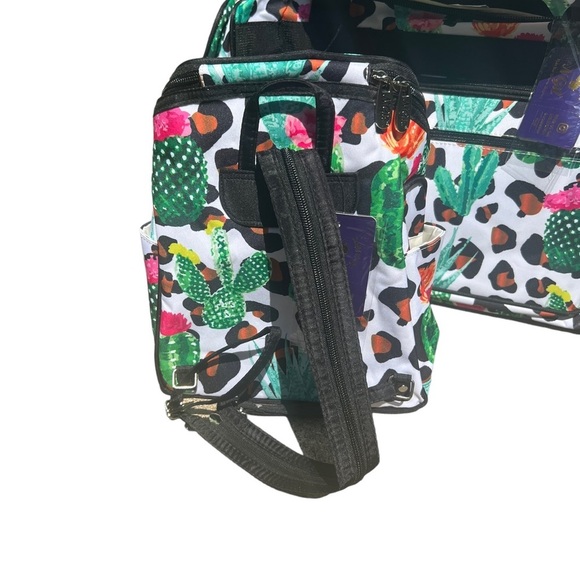 ✅NGIL DESERT DASH DUFFLE BAG 23\